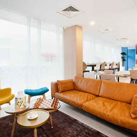 Residhome Appart hôtel 3*