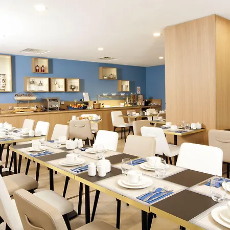 Apartahotel Residhome 3*