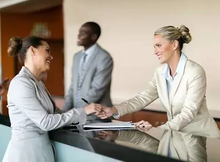 מלון דירות Residhome 3*