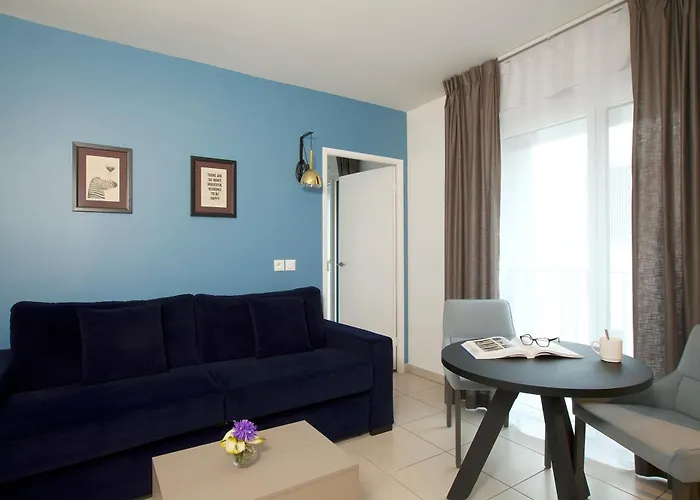 Residhome Aparthotel 3*